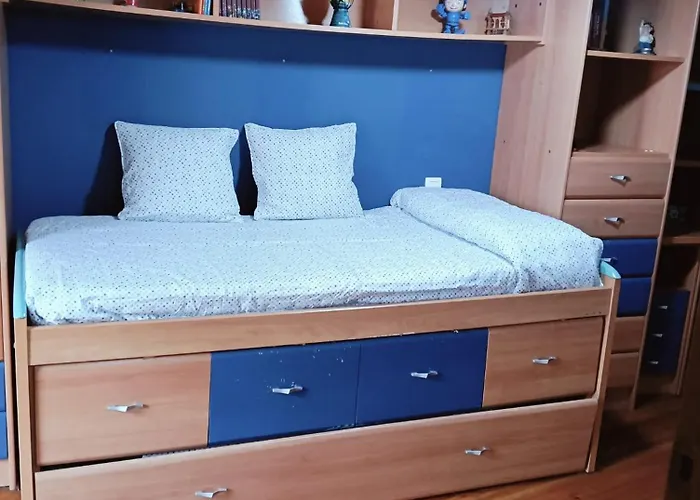 Casa Consuelo 펜션 Sabardes